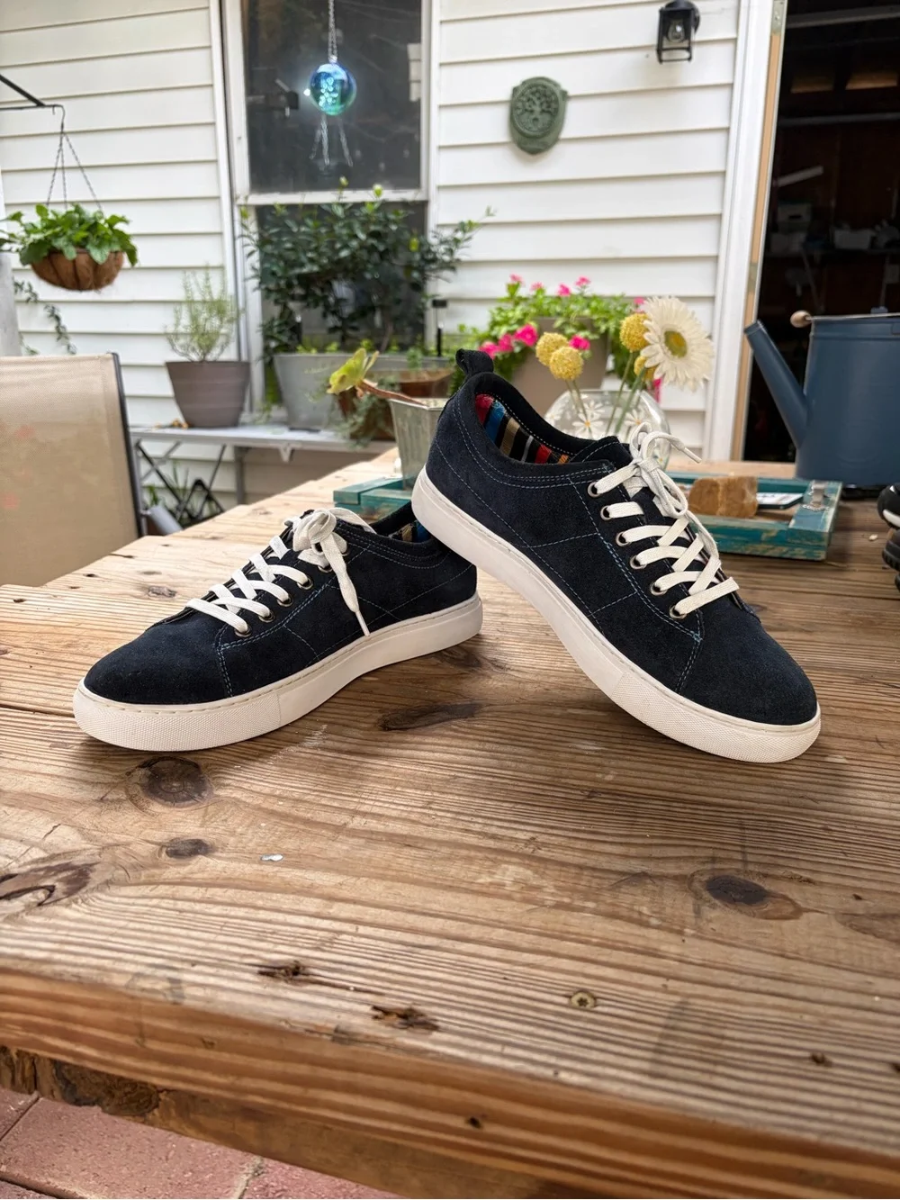 Robert Graham Men’s 8.5 Navy Blue Suede Leather Low Top Sneakers RGL5021